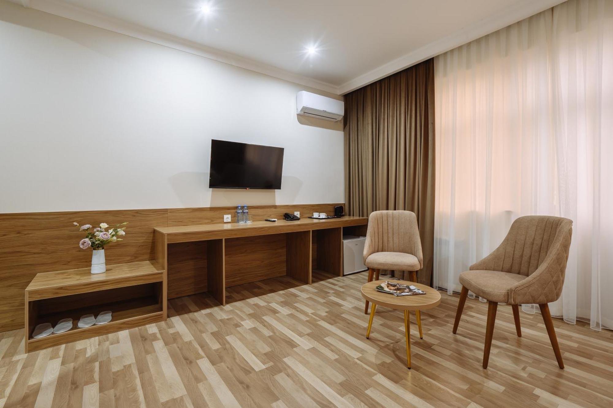 Sofiya Tashkent Hotel Buitenkant foto